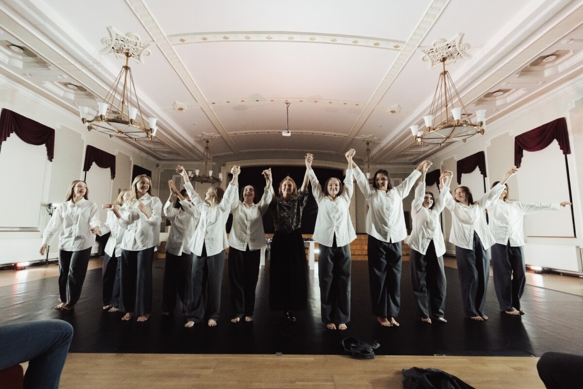 Спектакль Efera dance Studio "Зажги свой свет". 24 апреля 2025 года. Фото: Андрей Емельянов