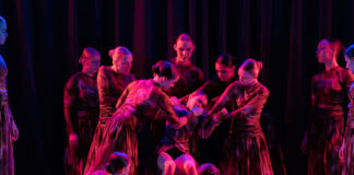 Спектакль Efera dance Studio "Поверь в себя". 16 октября 2025 года. Фото: Андрей Емельянов