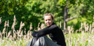 Дана Лахтионова, социальный педагог, соосновательница "Клуба мамочек" в Краславе, многодетная мама. Фото: Мара Мултиня