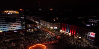 Факельное шествие. 11 ноября 2025 года. Фото: Ивар Утинанс