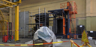 Дробеструйная установка, внутри которой 25 ноября на Игналинской атомной электростанции произошло возгорание. 2 декабря 2025 года. Фото: NEWS.TTS.lt