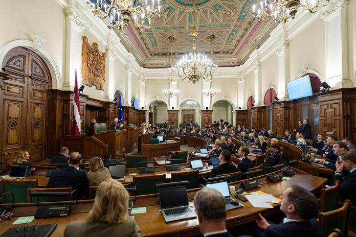 Заседание Сейма Латвии, на котором депутаты приняли бюджет страны на 2026 год. 4 декабря 2025 года. Фото: Reinis Inkēns / Saeima