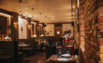 Джаз как вдохновение для кухни и атмосферы: Jazz & Wine – новое место на гастрономической карте Даугавпилса. Партнёрский материал Ресторан Jazz & Wine. Фото: Ирина Маскаленко