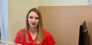 Виктория Ковалевска, специалист Женской клиники Даугавпилсской региональной больницы (ДРБ), рассказывает о вирусе папилломы человека и профилактике рака шейки матки. Фото: ДРБ