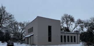 Здание Молодёжного центра на улице Райня, 69 в Даугавпилсе. 7 января 2026 года. Фото: Анастасия Шубина