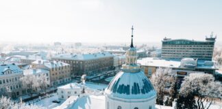 Заснеженный Даугавпилс. Февраль 2025 года. Фото с дрона: Ивар Утинанс