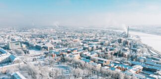 Заснеженный Даугавпилс. Февраль 2025 года. Фото с дрона: Ивар Утинанс