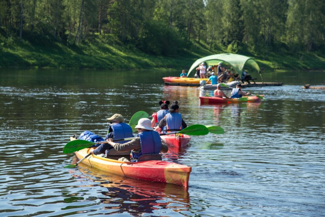 485356499_1061435659356674_4554385017714328177_n Вселатвийский слёт водных туристов Lielais plosts на реке Даугаве в 2024 году. Фото: Augšdaugavas novada pašvaldība
