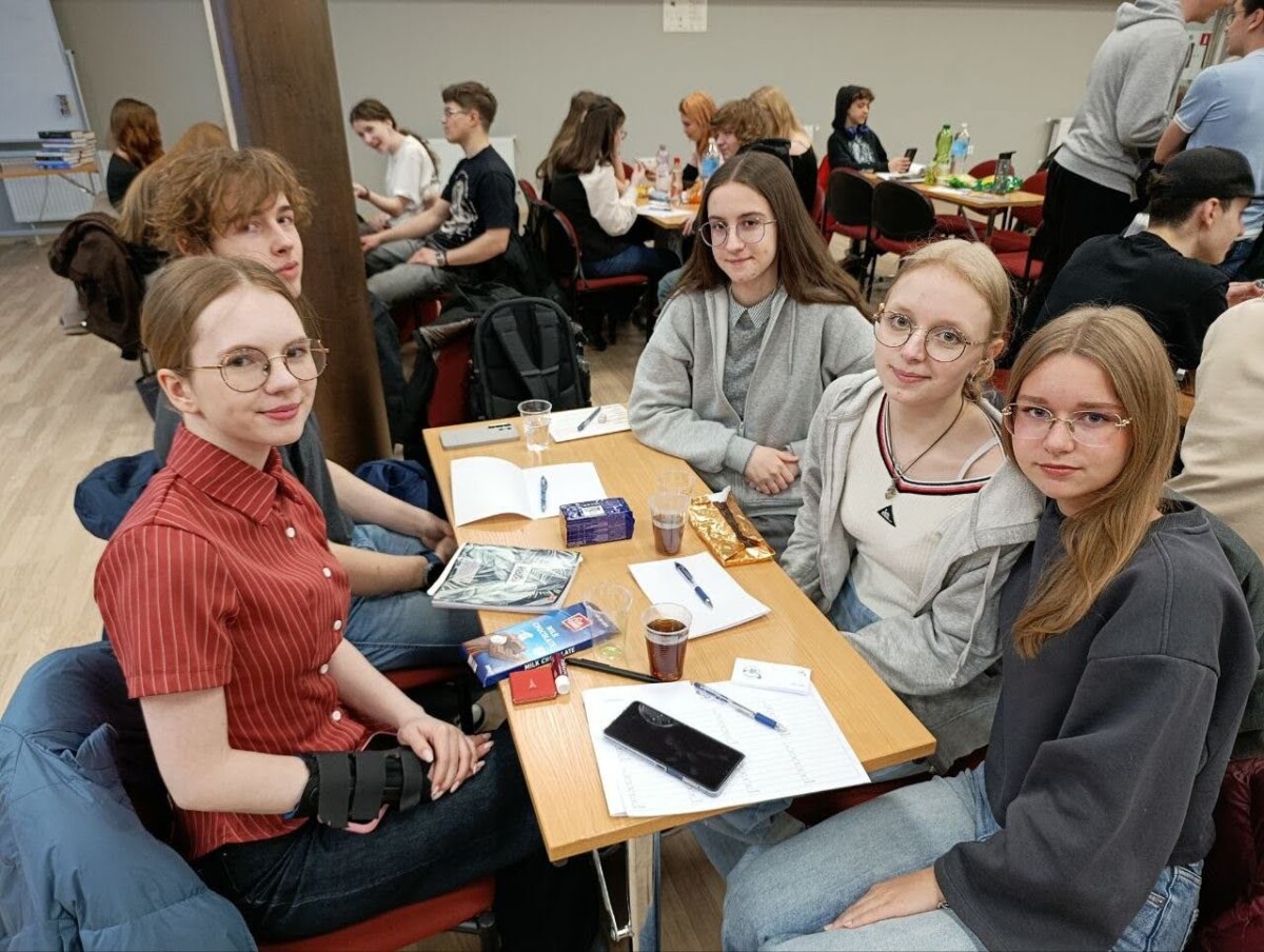 Команда "11Х и 1 Y" во время игры. Фото: Эвита Савицкая