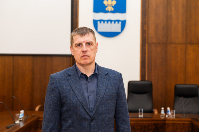 Депутаты городской думы Даугавпилса утвердили решение о назначении Ритварса Ширинса на пост заместителя начальника Полиции самоуправления. Фото: daugavpils.lv