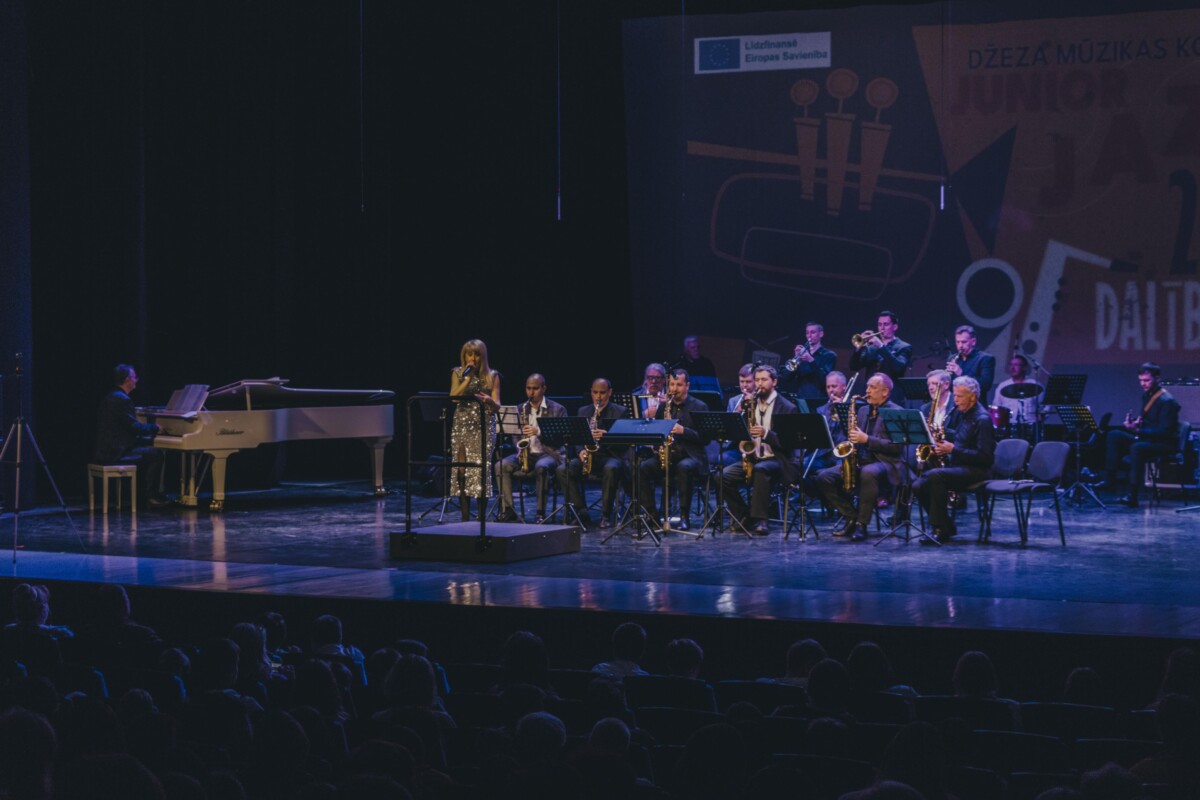 Выступление Баварско-латвийского джазового биг-бенда на концерте Junior Jazz 2026 в Даугавпилсе. 15 апреля 2026 года, Дворец культуры. Фото: Евгений Ратков