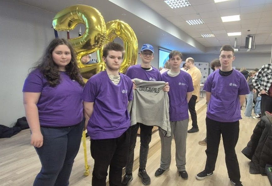 Команда Латгальского индустриального техникума "Пирамидки". Фото: Анастасия Леончук