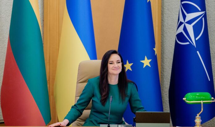 На заседании Кабинета министров во вторник, 23 июня 2026 года, премьер-министр Литвы Инга Ругинене объявила об отставке. Фото: Josvydas Elinskas / Elta