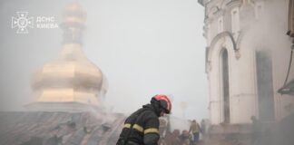 В эпицентре российских ударов в Украине Киево-Печерская лавра, Киностудия имени Довженко и ряд других культурных объектов Киево-Печерская Лавра после атаки российских ракет и беспилотников. Фото: официальный телеграм-канал Владимира Зеленского