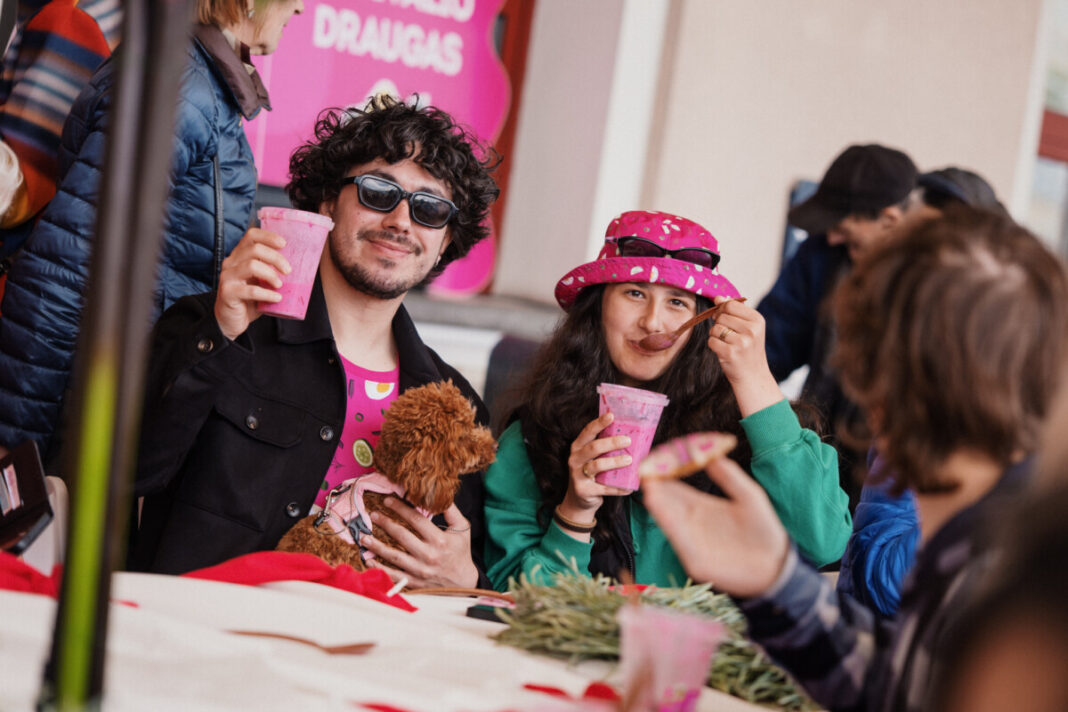 Фестиваль холодного супа Vilnius Pink Soup Fest в Вильнюсе. 5 -7 июня 2026 года. Фото: Go Vilnius Фестиваль холодного супа Vilnius Pink Soup Fest в Вильнюсе. 5 -7 июня 2026 года. Фото: Go Vilnius