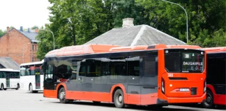 Городской автобус №38 на автостанции в Даугавпилсе. Фото: Daugavpils satiksme