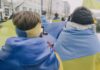 Шествие поддежрку Украины в Даугавпилсе 24 февраля 2026 года — в день чевтёртой годовщины войны в Украине. Фото: Евгений Ратков