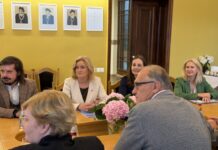 13 августа министр образования и науки Илзе Индриксоне посетила Даугавпилсский университет. Фото: Aнна Кусиня / Chayka.lv