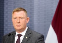 Дрон влетел на территорию Латвии из Беларуси — министр обороны об инциденте 14 августа Министр обороны Латвии Райвис Мелнис. Фото: Зане Битере / LETA