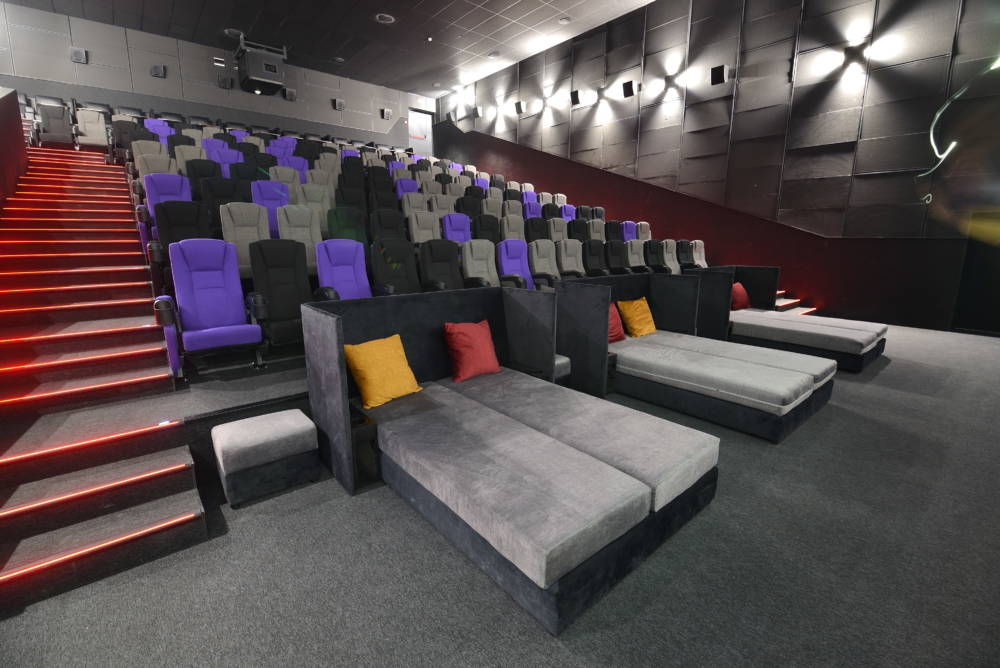 Разные кинотеатры SKYLINE в Беларуси