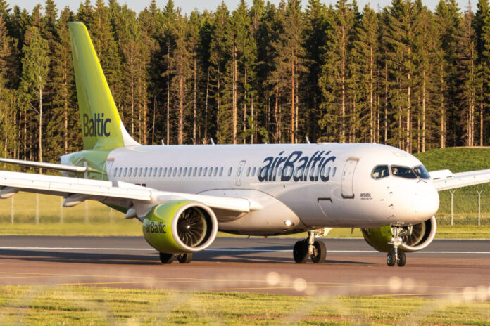 Латвийская авиакомпания airBaltic начала реструктуризацию финансовых обязательств по американской процедуре Chapter 11. Фото со страницы авиакомпании на Фейсбуке Латвийская авиакомпания airBaltic начала реструктуризацию финансовых обязательств по американской процедуре Chapter 11. Фото со страницы авиакомпании на Фейсбуке