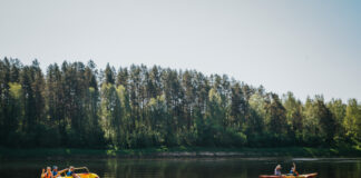 Отдых на реке в природном парке Излучины Даугавы (или Daugavas loki). Июнь 2024 года. Иллюстративное фото Ирины Маскаленко из архива «Чайки»