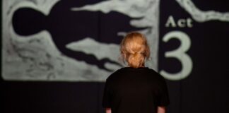 Музей Ротко в Даугавпилсе приглашает молодых людей в возрасте от 16 лет подать заявку на третий сезон работы Молодёжного клуба. Иллюстративное фото: Дидзис Гродзс / Музей Ротко