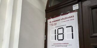 Избирательный участок в центре Даугавпилса, в здании Государственной гимназии. 30 сентября 2026 года. Фото: Эвелина Майбогина