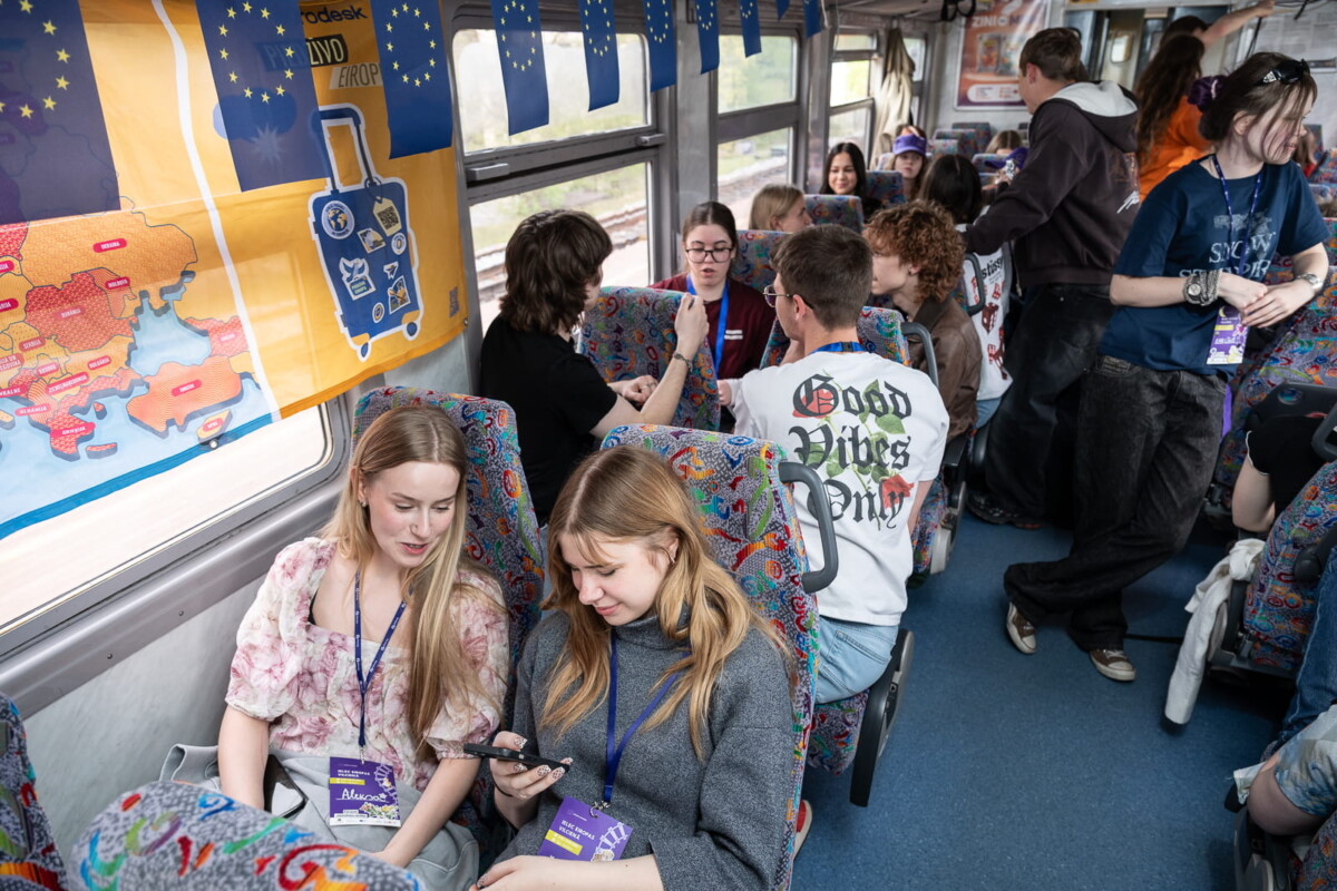 Заявки принимают до 13:00 15 октября 2026 года. Фото: youth.europa.eu